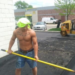 Meet your Posher, Manuel